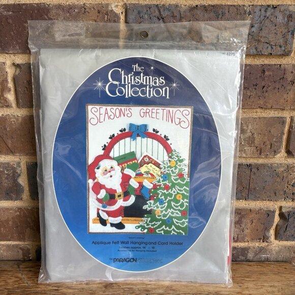 Paragon Needlecraft Kit Applique Felt Wall Hanging Card Holder Seasons Greetings - Picture 1 of 4